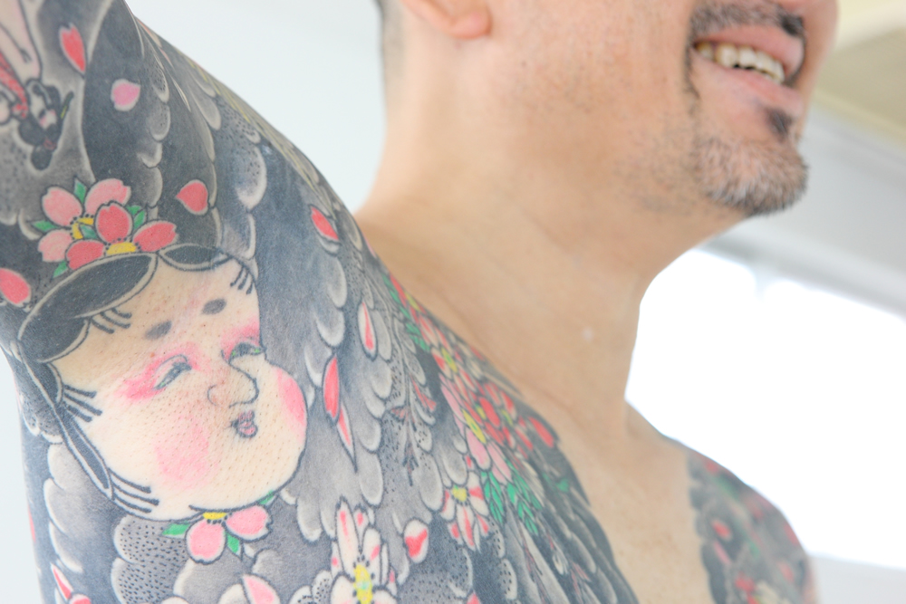 世界に誇れる日本の伝統芸術-刺青-「櫻虎至誠」